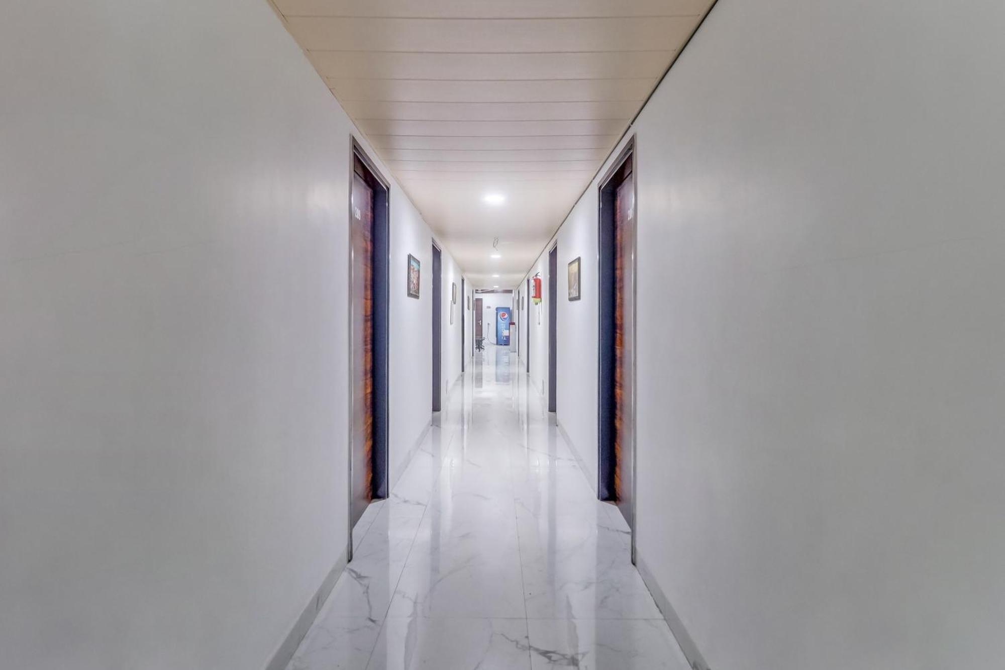 Hotel Townhouse Ludhiana Zewnętrze zdjęcie