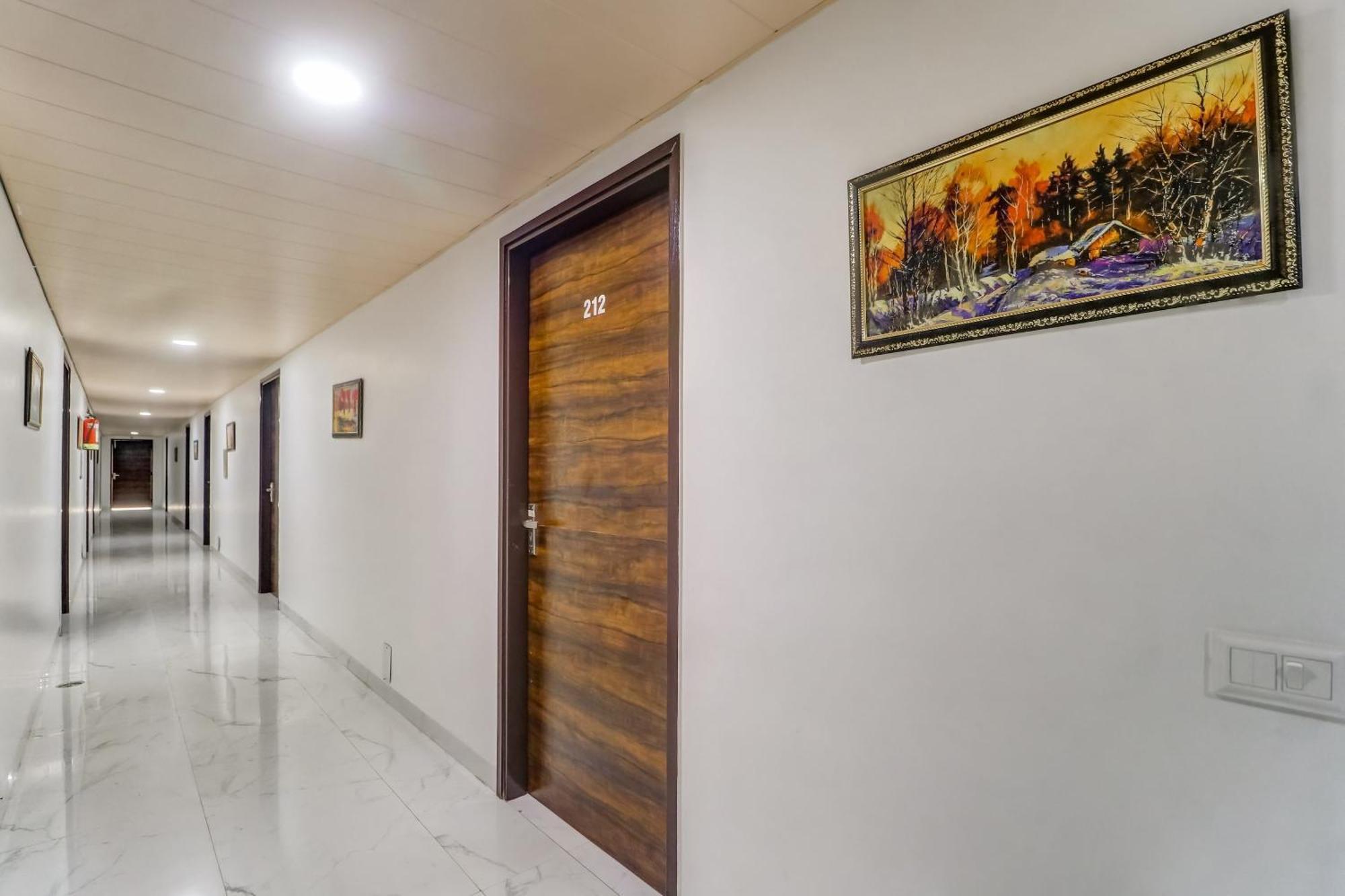 Hotel Townhouse Ludhiana Zewnętrze zdjęcie